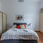 Novis Krakowskie Przedmiescie * Varsavia