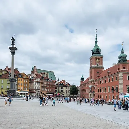 Novis Krakowskie Przedmiescie Daire Varşova